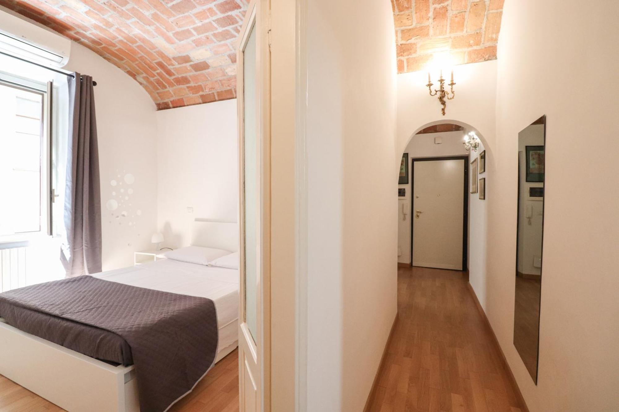 Casa Cecilia A Monti Apartment Rome Bagian luar foto